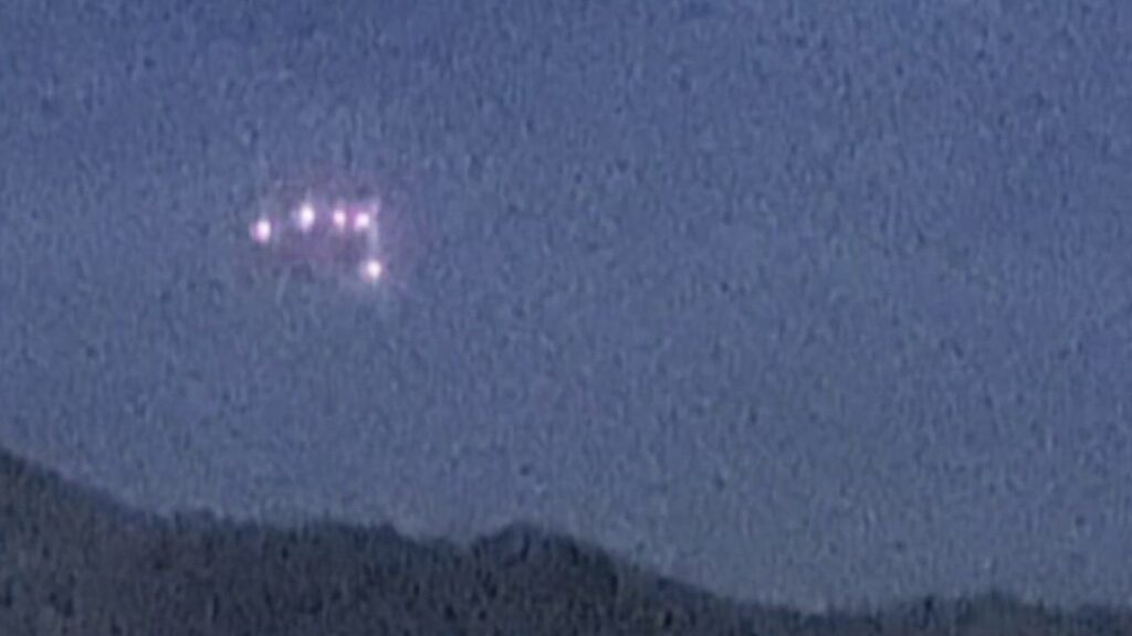 Mysterious UFO Sightings Around the World